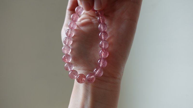 草莓晶白水体天然水晶手链【9mm】 - 手链/手环 - 水晶 粉红色