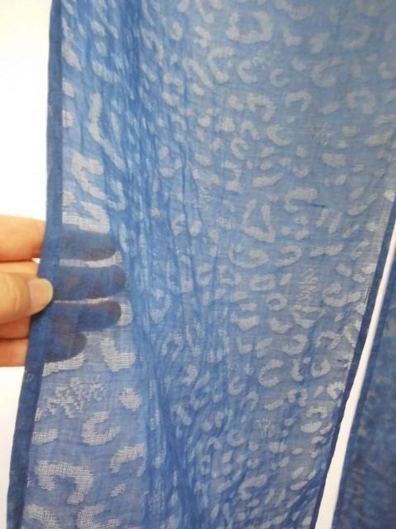 藍染め/麻100%・のれん/手染めグラデーション・透き通る模様が涼しげです - 门帘/门牌 - 棉．麻 蓝色
