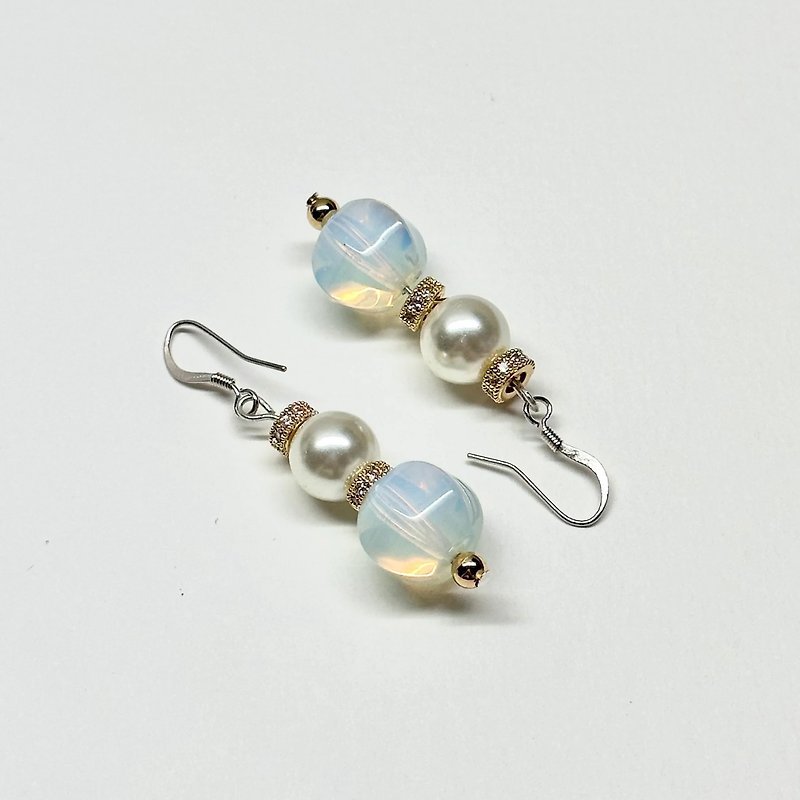 蛋白石 淡水珍珠 18K镀金 古典 耳环 - 耳环/耳夹 - 半宝石 白色