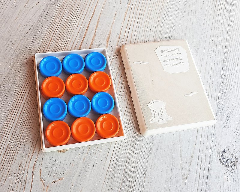 Vintage Russian blue orange checkers game set plastic