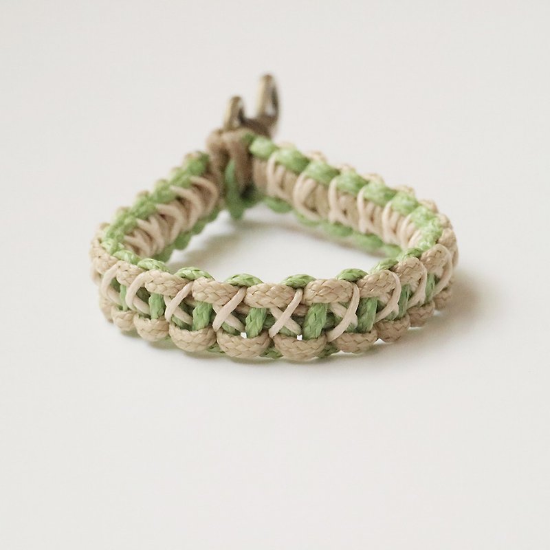 编织钥匙圈 - X眼镜蛇纹编(抹茶绿+卡其+米白) - 钥匙链/钥匙包 - 其他人造纤维 绿色