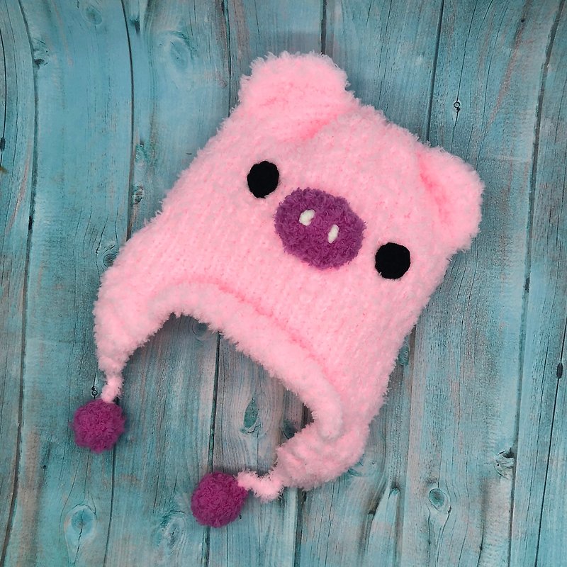 小猪-遮耳帽款 宝宝毛线帽 弥月礼 周岁礼 (大人小孩尺寸皆有) - 婴儿帽/发带 - 聚酯纤维 粉红色