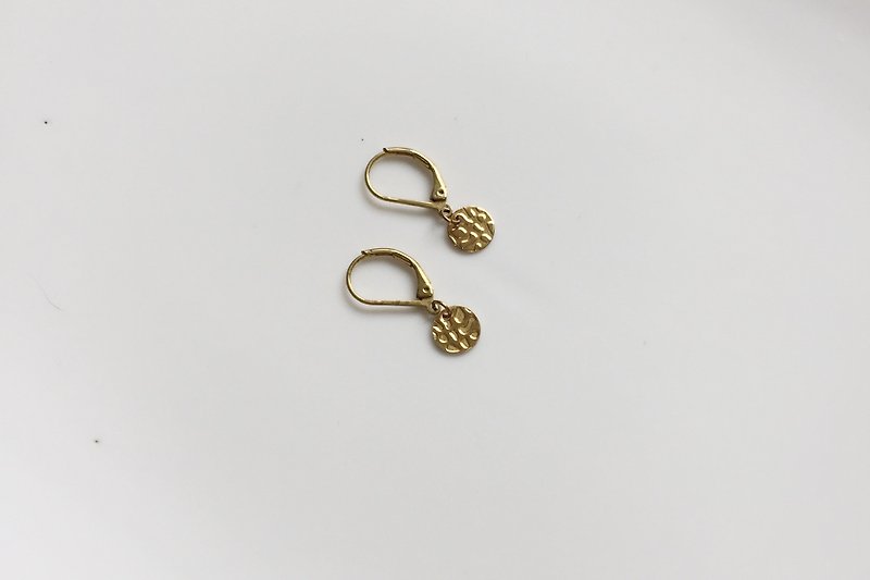 小波浪 简约黄铜造型耳环 - 耳环/耳夹 - 其他金属 金色