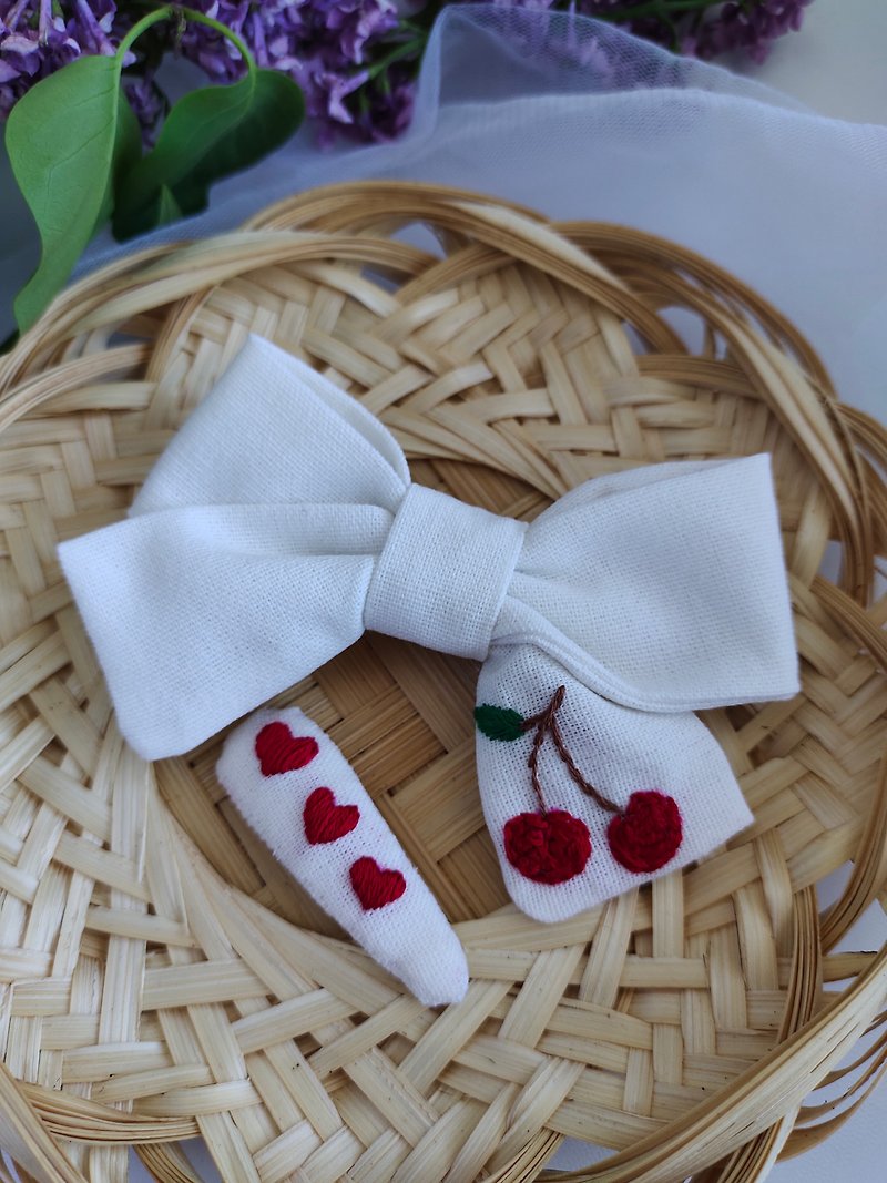 hairpin bow embroidered, click clack linen, accessories hair