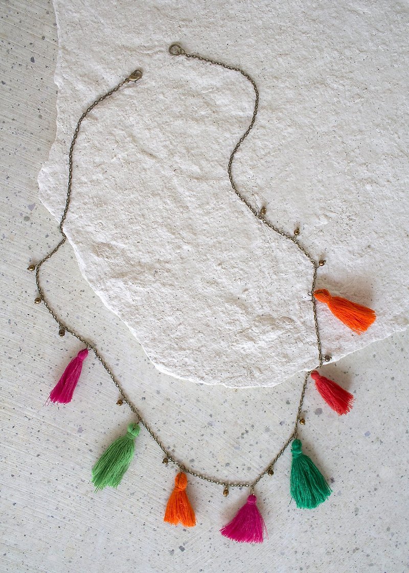 Shakti ネックレス - カラフルタッセルのネックレス - 项链 - 棉．麻 多色