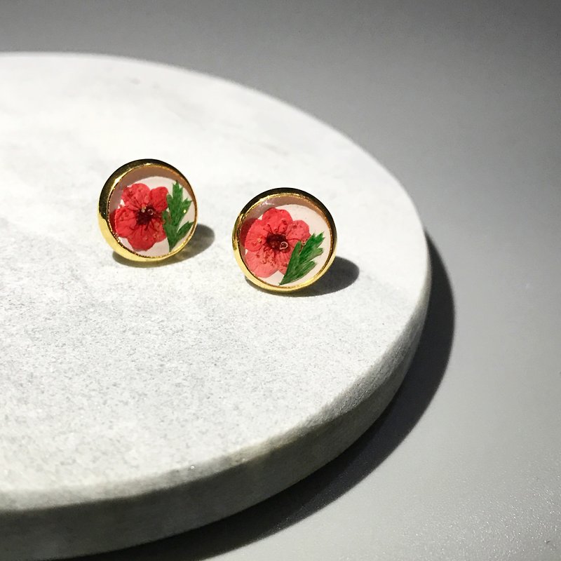 Classic Pressed Flower Earrings (经典押花耳环) - 耳环/耳夹 - 其他金属 红色