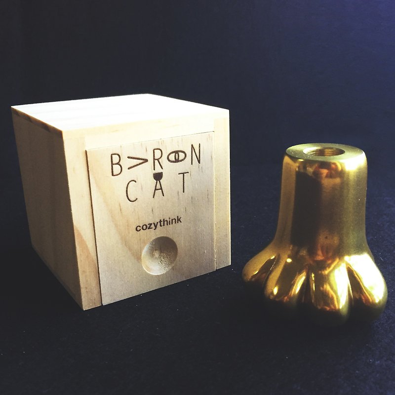 Baron Cat［猫男爵足迹笔座封蜡章］/【隐辉】/ 砂金 - 笔筒/笔座 - 其他金属 金色