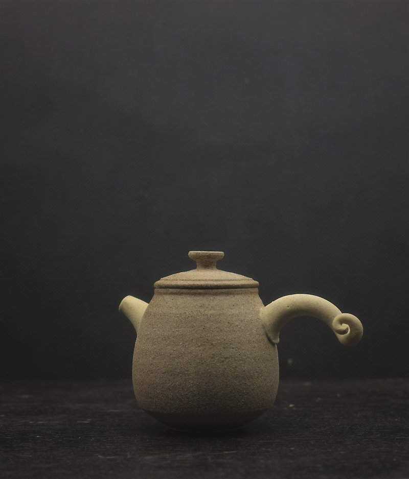 MY unglazed teapot - 茶具/茶杯 - 陶 卡其色