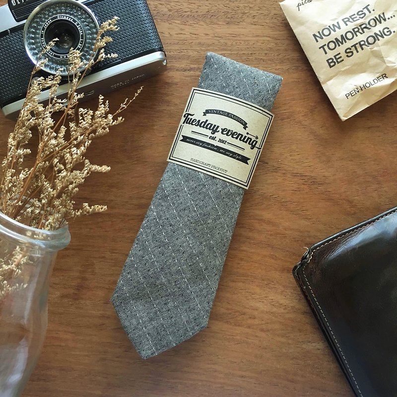Necktie Grey Stripe Stitched - 领带/领带夹 - 棉．麻 灰色