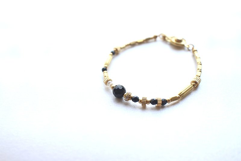 深色系-黑玛瑙 珍珠 黄铜手环 - 手链/手环 - 铜/黄铜 多色