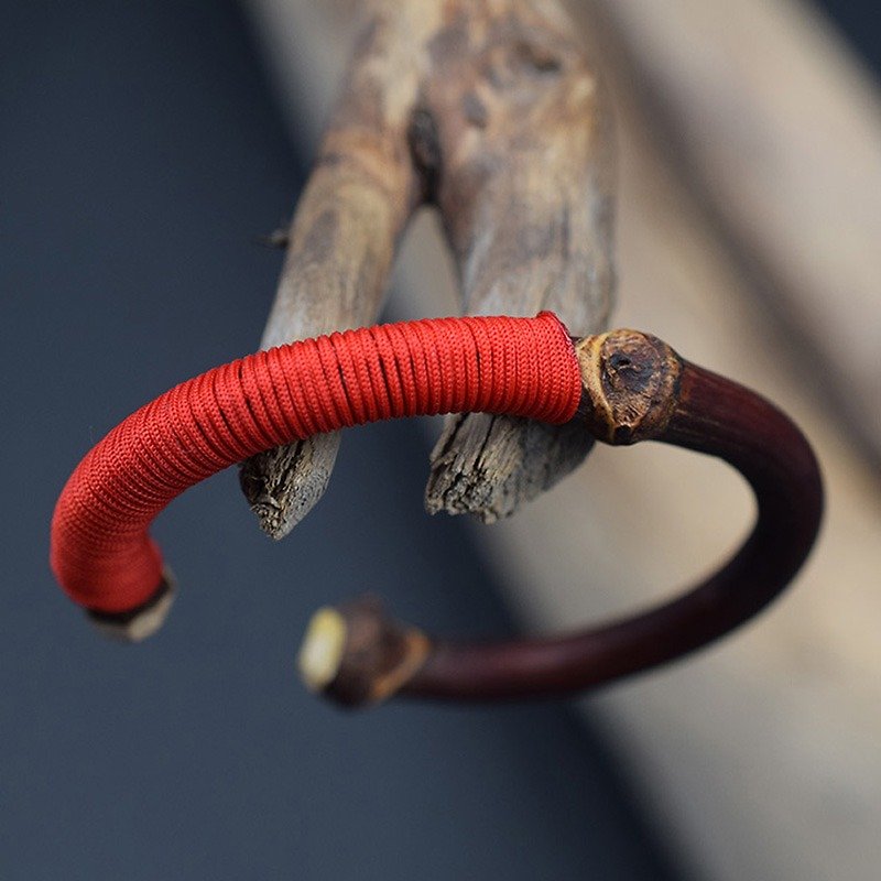 红绳鸡血藤手镯 未时VISHI本命年西藏山南野生天然药祛湿活血礼物 - 手链/手环 - 木头 