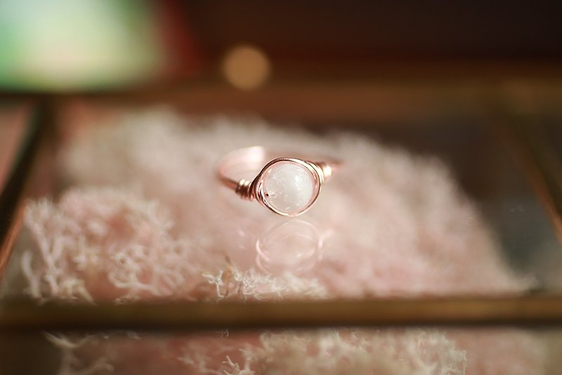 4月诞生石  6mm白幽灵水晶线戒 - 戒指 - 宝石 白色