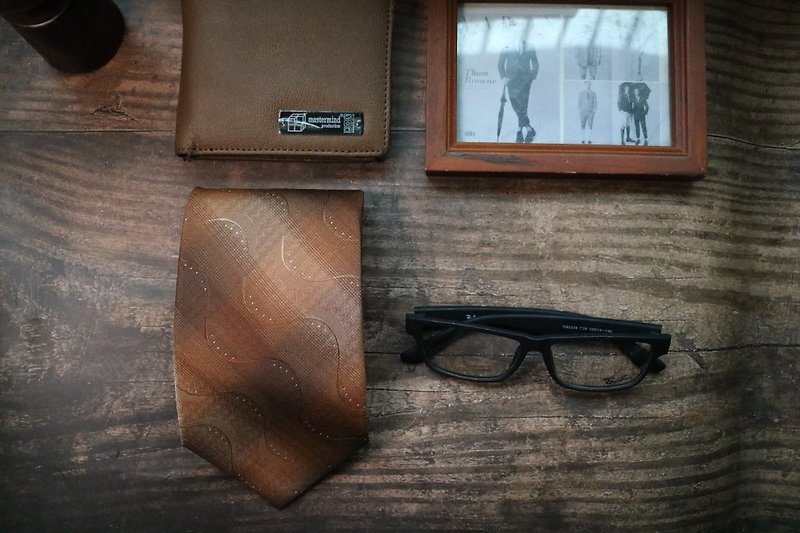 褐色曲线真丝领带垂坠质感商务型男 - 领带/领带夹 - 丝．绢 咖啡色