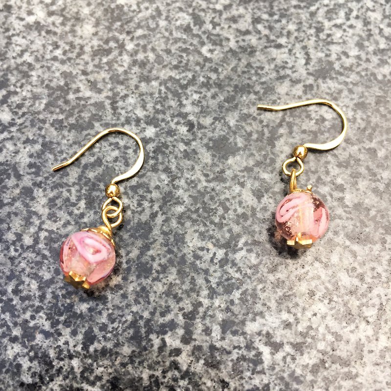 ◙可改夹式◙琉璃垂坠耳环－樱花季 - 耳环/耳夹 - 玻璃 粉红色