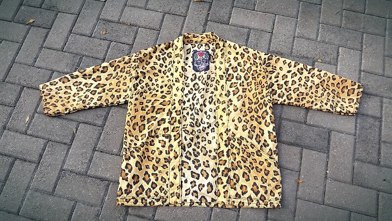 AMIN'S SHINY WORLD手工订制KIMONO街头豹纹罩衫大衣2.0 - 女装休闲/机能外套 - 棉．麻 多色