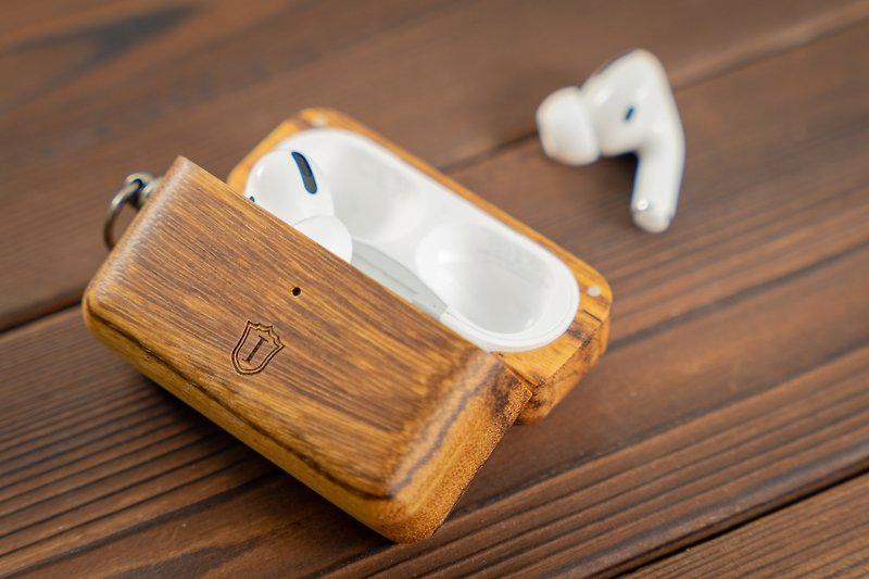 islandoffer 岛屿制作 木质斑马木耳机保护套 Airpods pro(一件) - 耳机收纳 - 木头 金色
