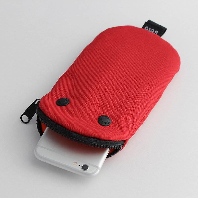 seto / creature bag / iPhone case / pencil case / Oval / Red - 化妆包/杂物包 - 聚酯纤维 红色