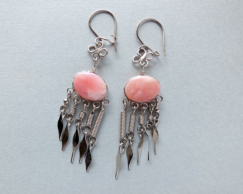 ピンクオパールのピアス - 耳环/耳夹 - 其他金属 粉红色