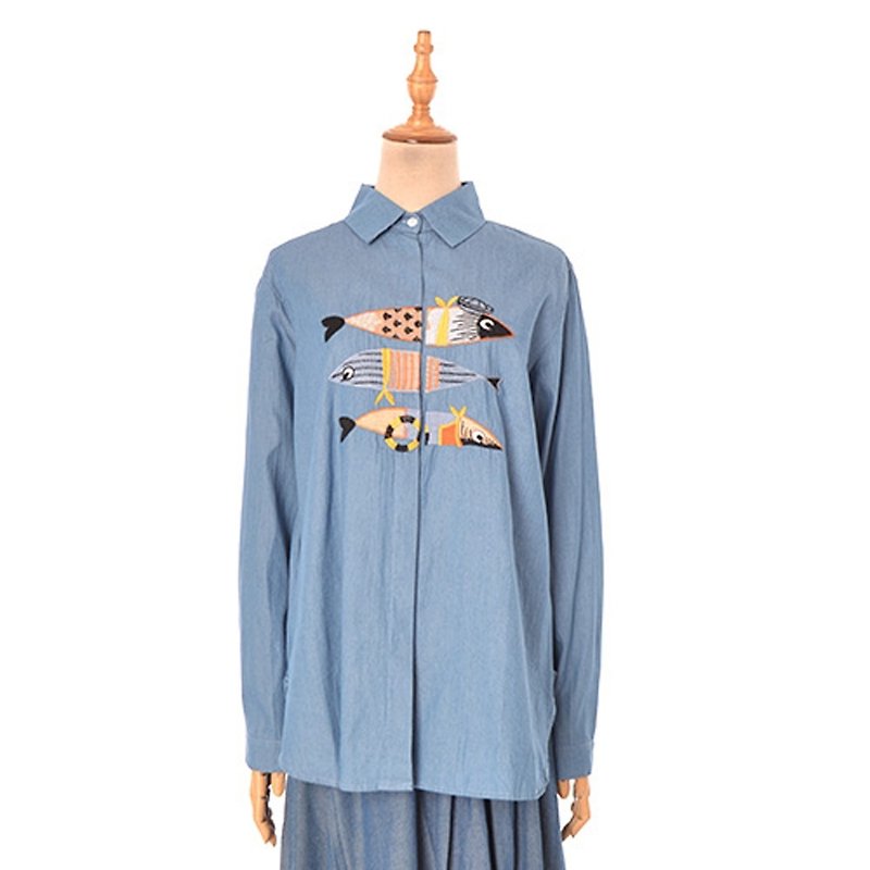 おめかし お魚 刺繍 ライトデニム シャツ ブラウス - 女装衬衫 - 棉．麻 蓝色