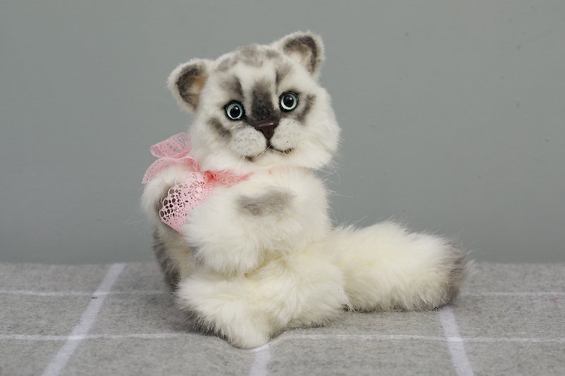 Kitten Doll Soft Touch Toy White Handmade Cat Plush Gift For Girl - 玩偶/公仔 - 其他材质 白色