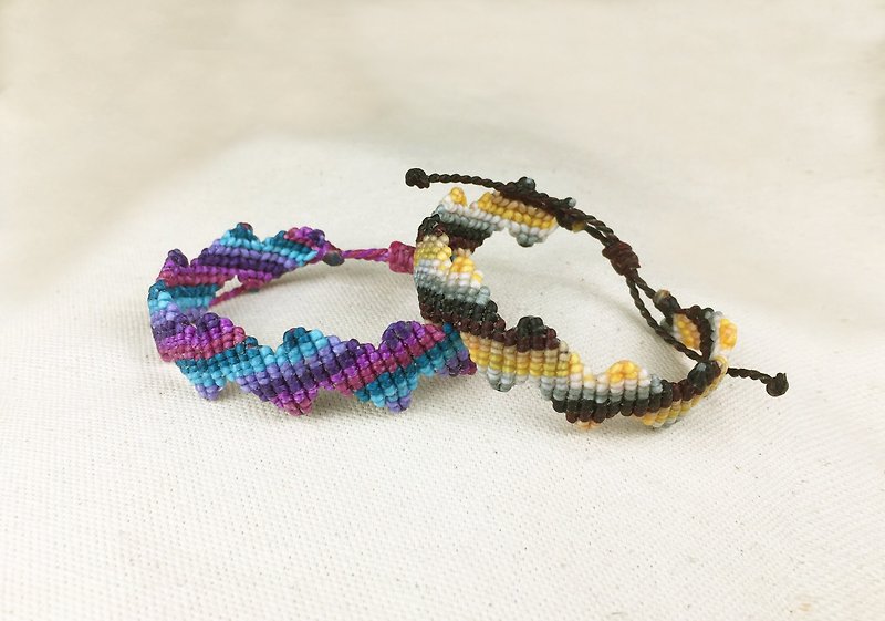 【拼图】蚕丝蜡线 编织手环 - 手链/手环 - 其他材质 多色
