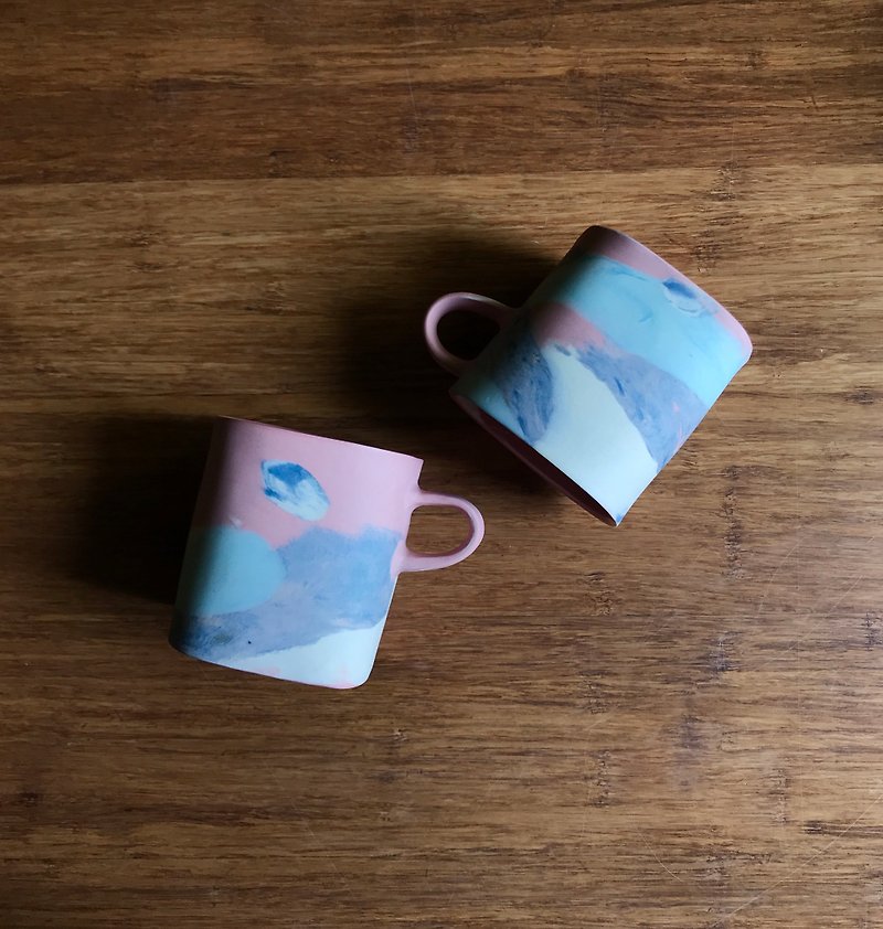 粉色云朵大把杯 - 咖啡杯/马克杯 - 瓷 