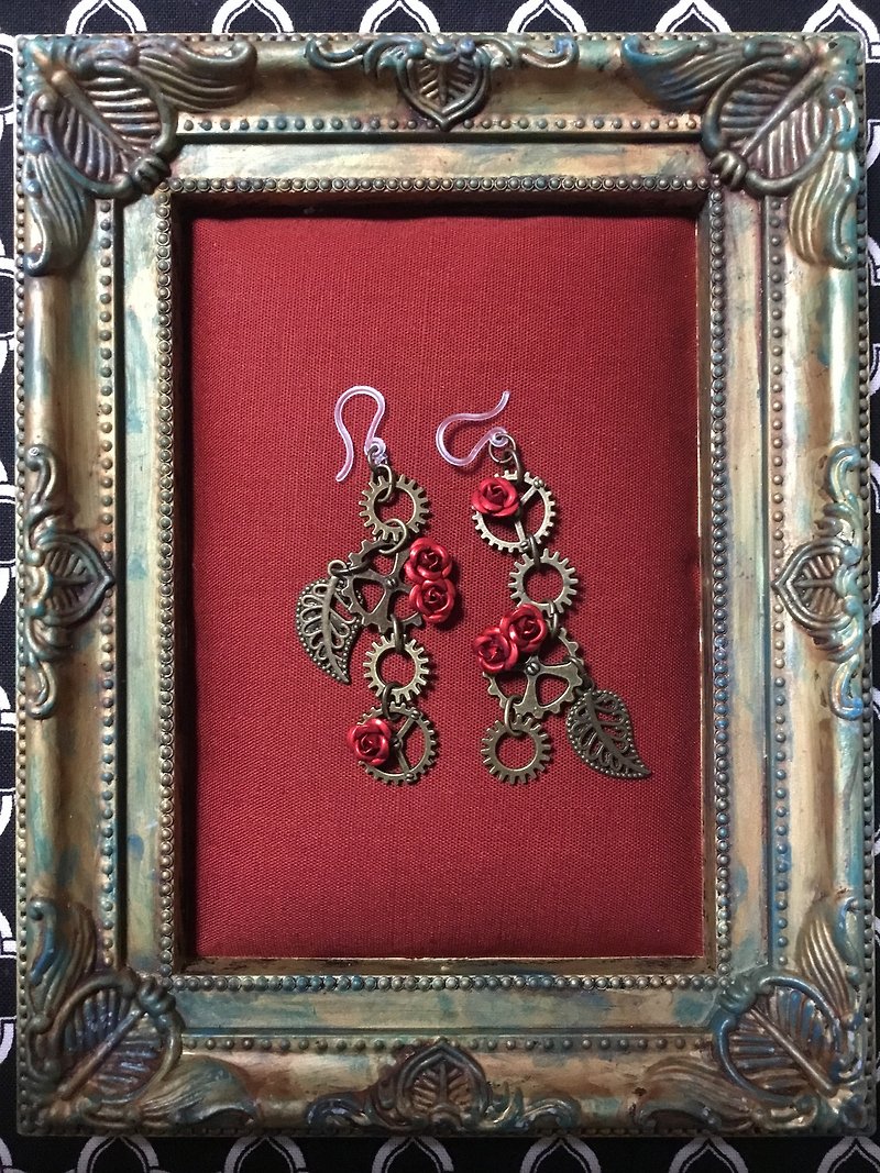 歯車と赤バラのピアス 6 - 耳环/耳夹 - 其他金属 银色