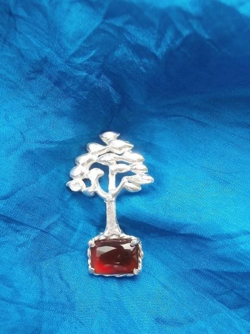 其他金属 胸针 红色 - Red agate brooch
