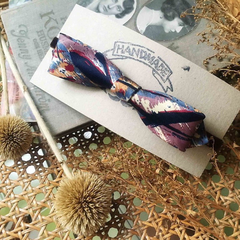 Papa's Bow Tie- 古董布花领带改制手工领结-孤独美食家-蓝 窄版 - 领结/领巾 - 丝．绢 多色