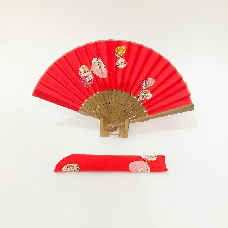 【受注制作】着物扇子　アンティークの絹の着物使用　日本の京都の職人が手仕事で制作　オンリーワン　プレゼントに最適 #27 - 扇子 - 丝．绢 红色