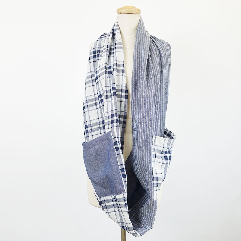 多变口袋圈圈巾  / 浅蓝格 + 灰蓝直纹 / 至少10种变化 - 围巾/披肩 - 棉．麻 蓝色