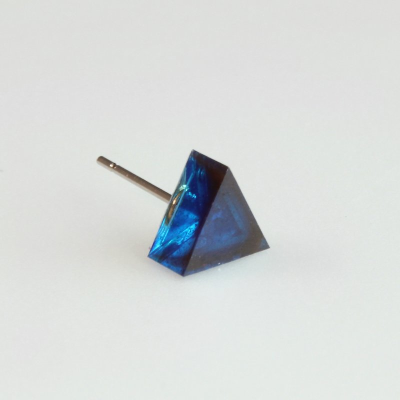 蓝色树脂耳环 / 625 / 三角形 / Cool Heart - 单只 - 耳环/耳夹 - 塑料 蓝色