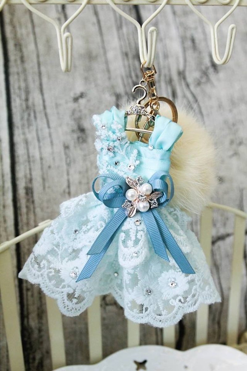 Sweet House Tiffany蓝蕾丝小礼服吊饰 - 钥匙链/钥匙包 - 棉．麻 蓝色