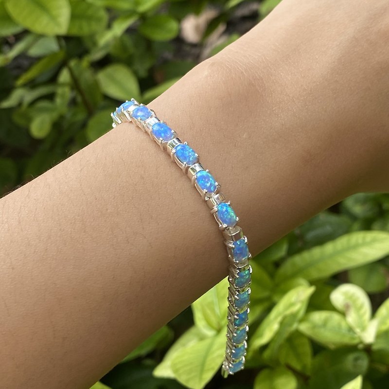 Stunning Quality Light Blue Gilson Opal Tennis Bracelet 925 Sterling Silver - 手链/手环 - 纯银 蓝色