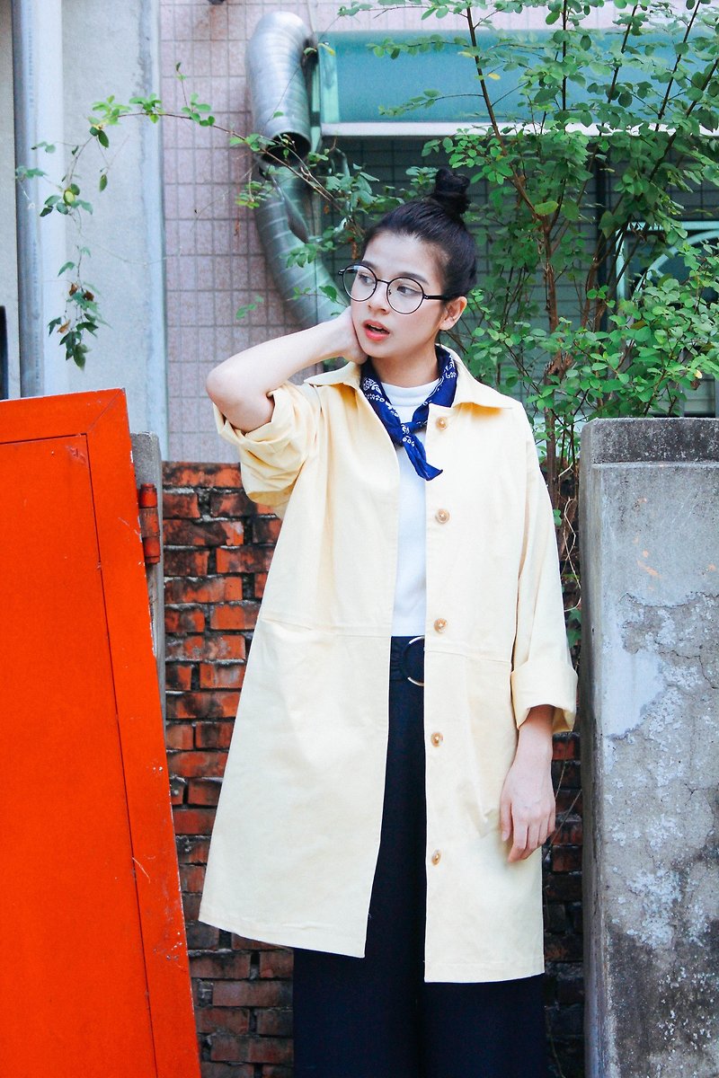 Yuki Trench Coat 鹅黄色单排扣及膝外套 多色 - 女装休闲/机能外套 - 棉．麻 