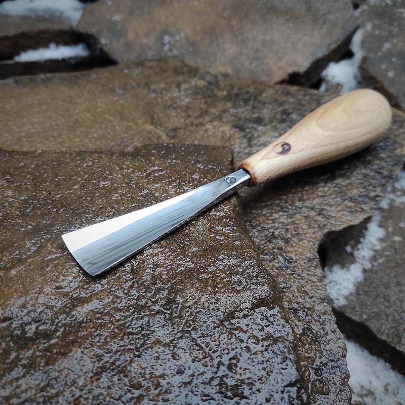 Forged Gouge fishtail. Compact chisel. Wood carving tools - 零件/散装材料/工具 - 其他金属 