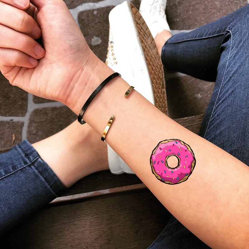 OhMyTat 甜甜圈 Donut 刺青图案纹身贴纸 (2 张) - 纹身贴 - 纸 粉红色