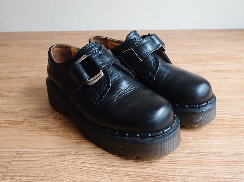 Vintage 鞋款 / Dr.Martens 马汀大夫 / 皮鞋 no.13 - 女款皮鞋 - 真皮 黑色