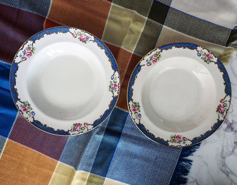 英国制玫瑰花蓝色古董沙拉盘/大盘碗/餐盘 单件出售 - 浅碟/小碟子 - 瓷 