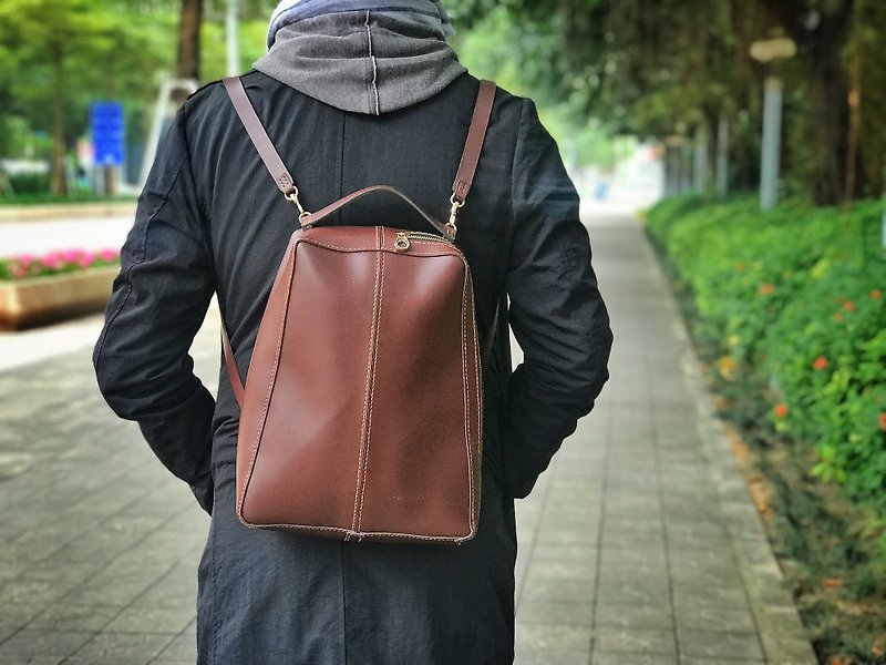 TaneLa 多种背法 后背包 手拎包 侧背包 斜背包 棕色香港设计 - 后背包/双肩包 - 真皮 咖啡色