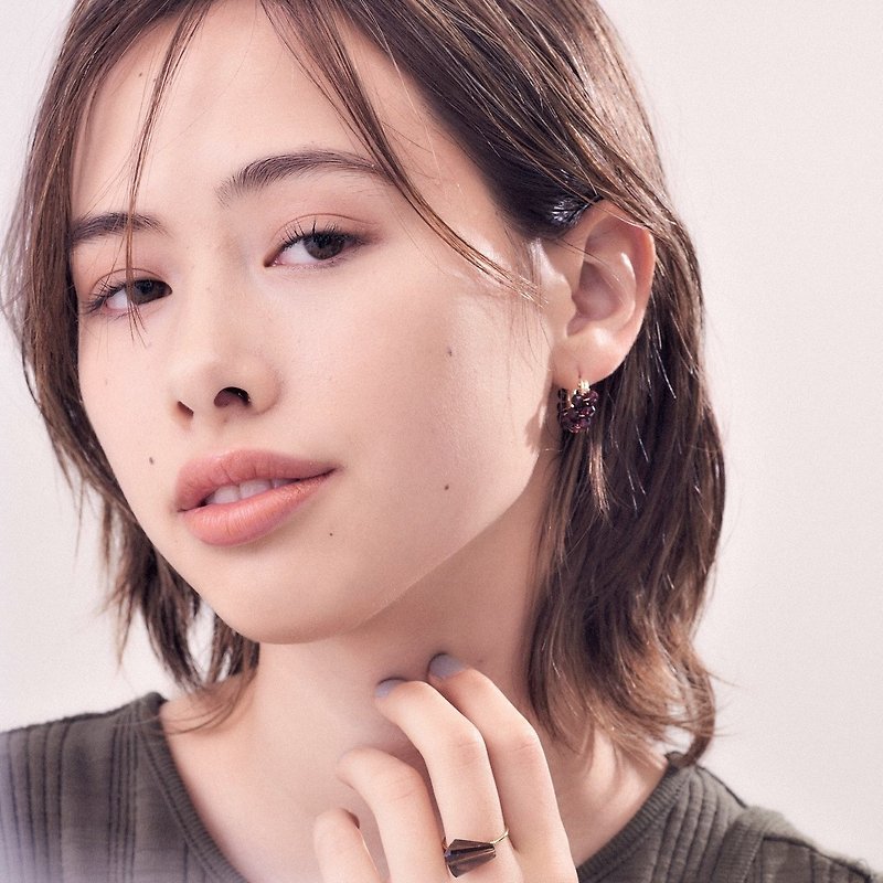 14kgf*AAA Garnet wrapped pierced earring - 耳环/耳夹 - 宝石 红色