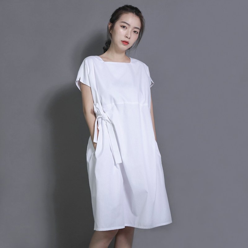 Twilight 暮色绑带洋装_7SF023_白条纹 - 洋装/连衣裙 - 棉．麻 白色