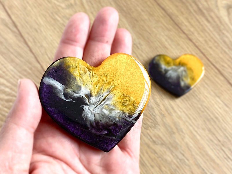 Heart Shape Magnets, Handmade, Resin, Purple & Yellow Heart - 冰箱贴/磁贴 - 树脂 多色