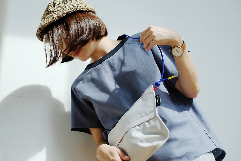 Ted snow bag - small sling bag - 侧背包/斜挎包 - 其他材质 白色