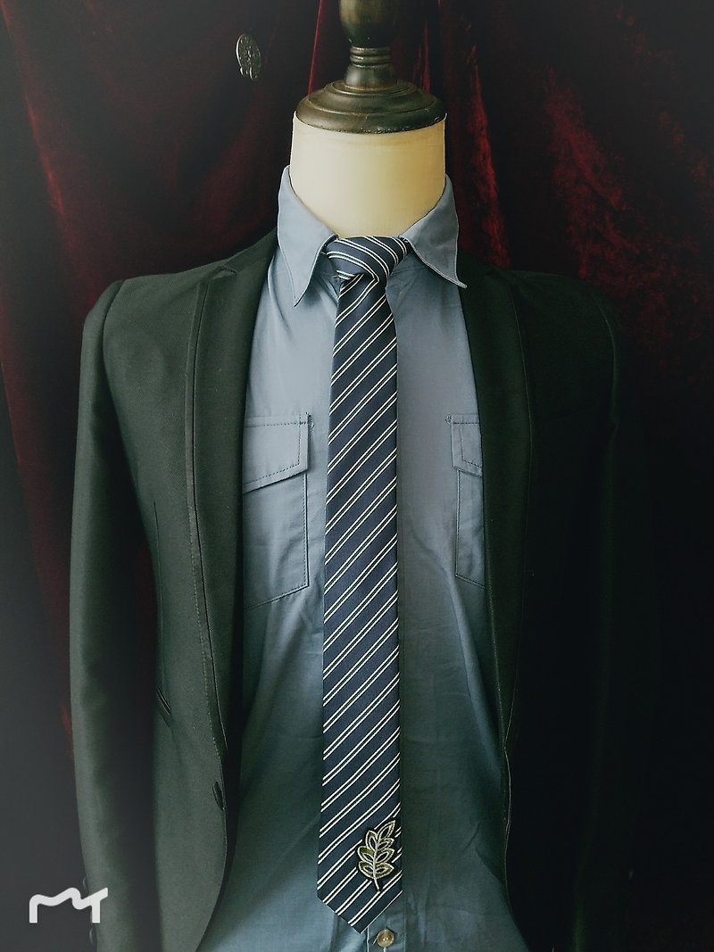 蓝色条纹小叶子刺绣领带文艺青年最爱 - 领带/领带夹 - 聚酯纤维 蓝色
