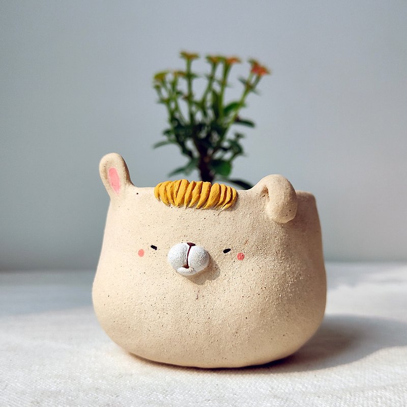 White chubby bunny plant pot. Handmade planter. - 花瓶/陶器 - 陶 