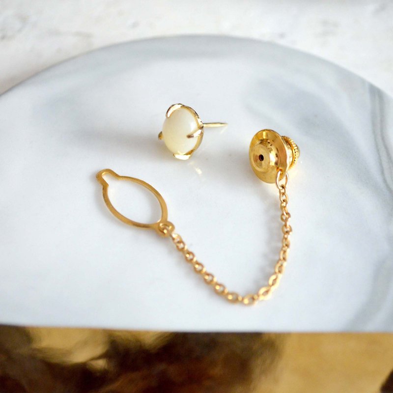米白色猫眼石镀真金领带针 高贵优雅 日本二手中古珠宝首饰古着 - 领带/领带夹 - 宝石 多色