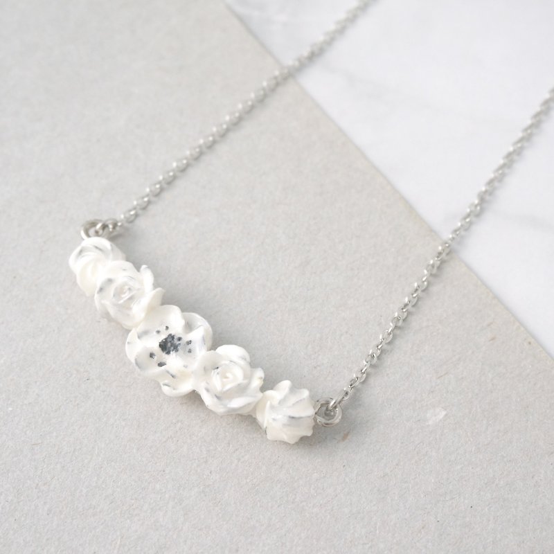 大理石纹手工裱花项链 可定制 - 项链 - 粘土 白色