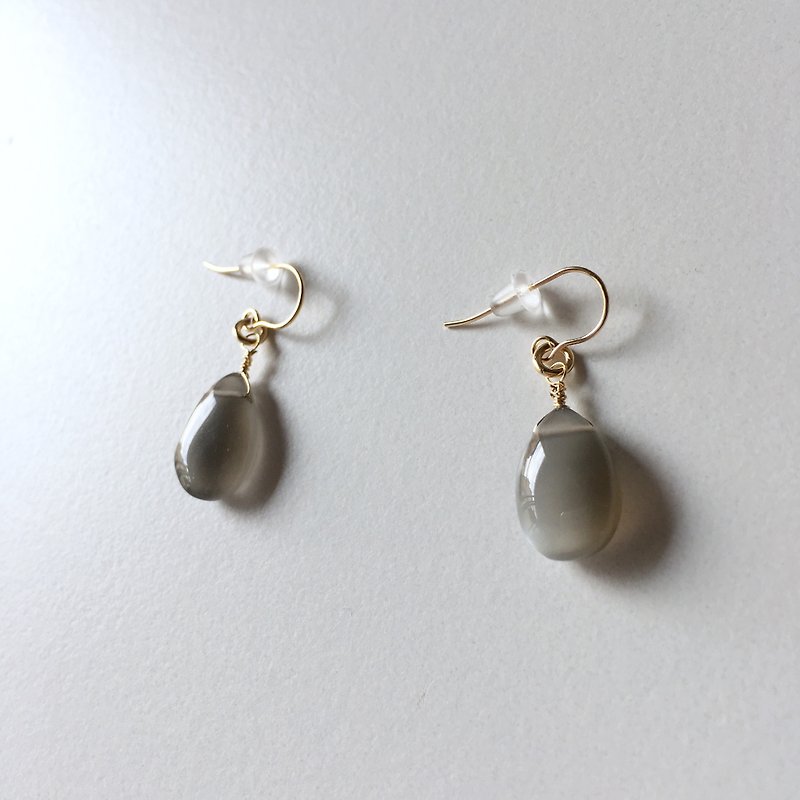 6月の誕生石 Gray moonstone earrings 14KGF - 耳环/耳夹 - 宝石 灰色