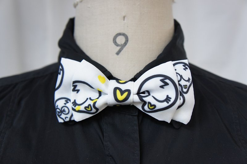 Bow tie / Yomi-chan 蝶ネクタイ　よみちゃん - 领带/领带夹 - 聚酯纤维 黄色